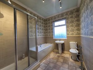 Photo 7- click for photo gallery